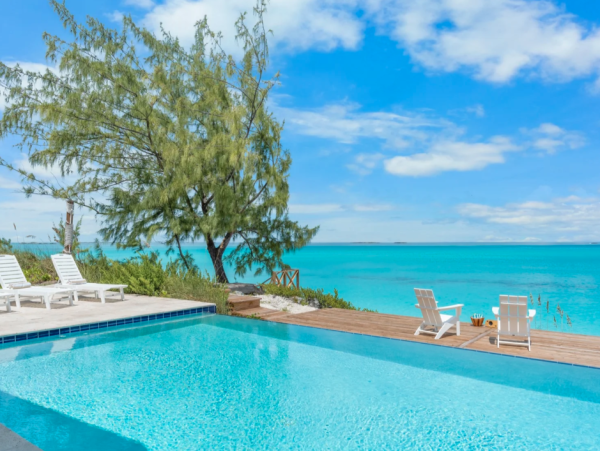 Luxurious 7-Bedroom Beachfront Retreat in Little Exuma, Bahamas